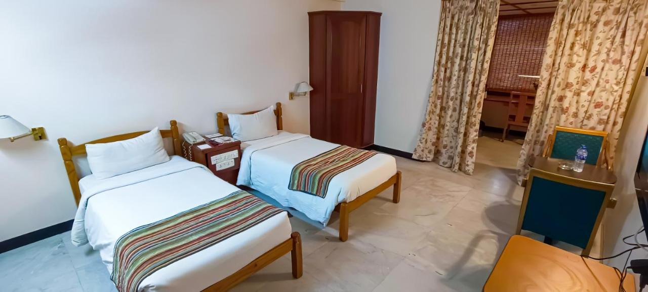 Bell Hotel Sivakāsi 外观 照片
